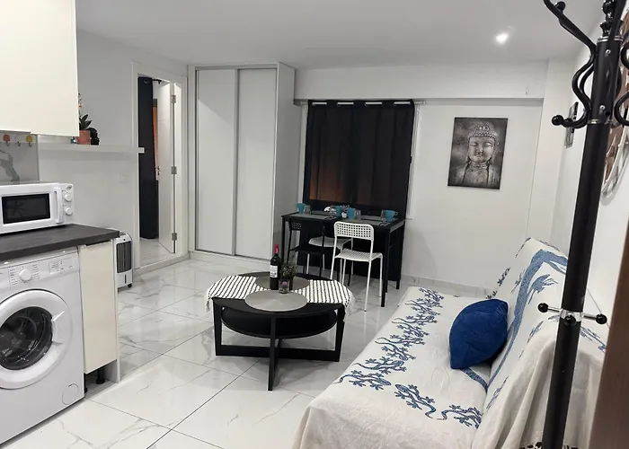 Heart Of Cristianos Modern Close To The Sea In Tenerife Daire